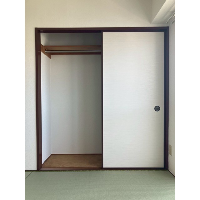 マーカスヒル湘南405号室 和室収納