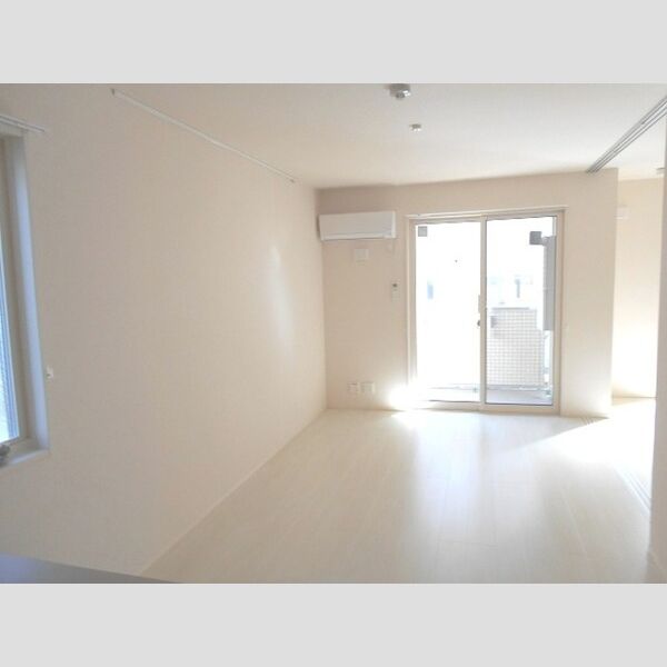 イルヴァン LDK12.8帖