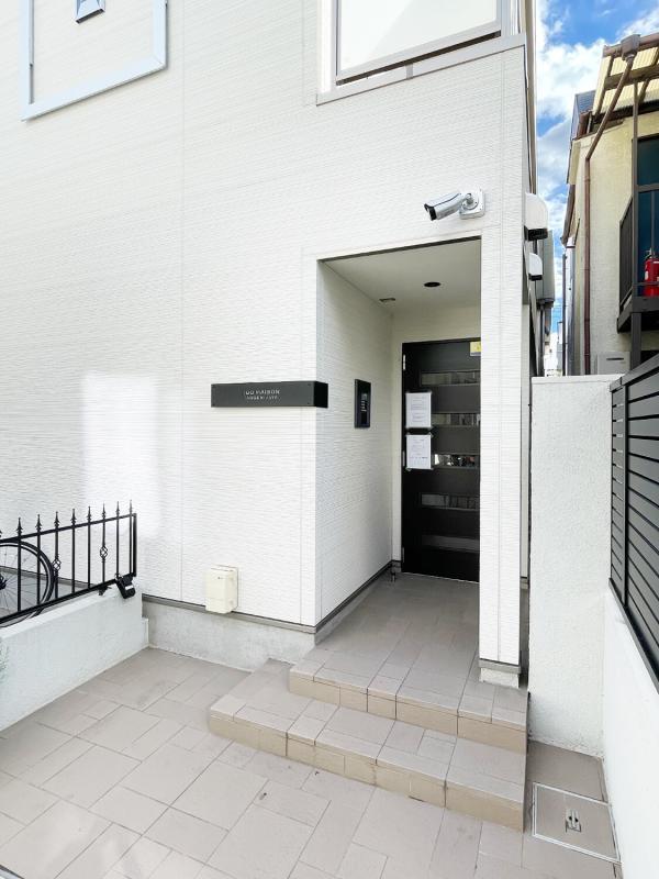 デュオメゾン三軒茶屋3階 エントランス