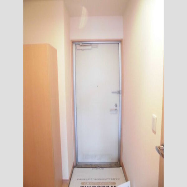 イデアル303号室 玄関