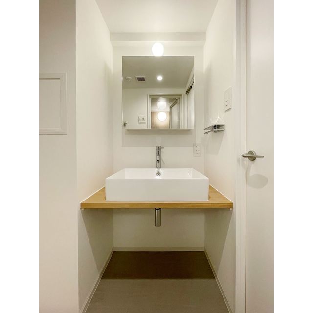 グランパセオ代々木上原0302号室 内観