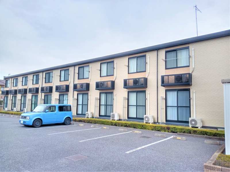 レオパレスグリーンパークの外観画像