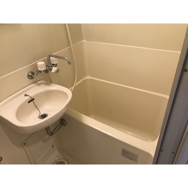 フローラルコートⅢ203号室 お風呂