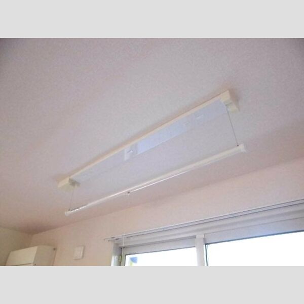 Sky ルーム　Ⅲ301号室 室内物干し