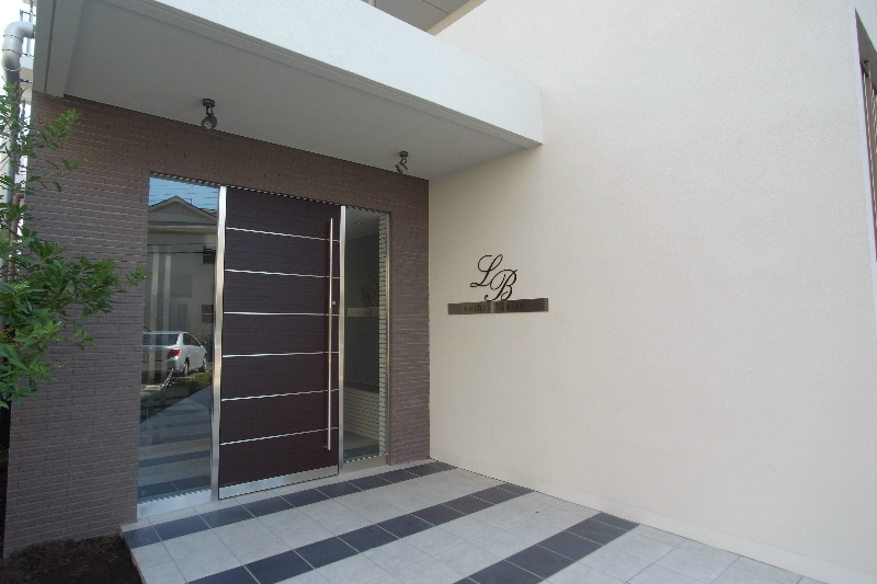 リーサ・ボニート5階 エントランス