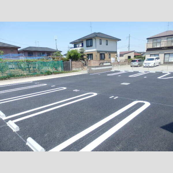 ディアコート五井102号室 駐車場