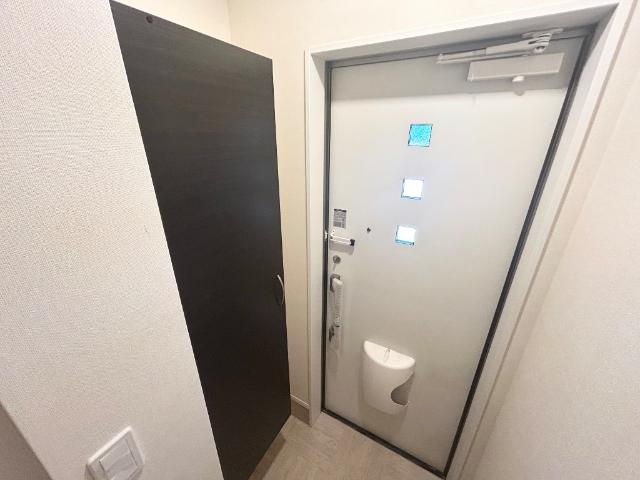 Ａｖａｎｃｅ202号室 玄関