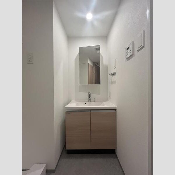 Alivis五反野603号室 洗面
