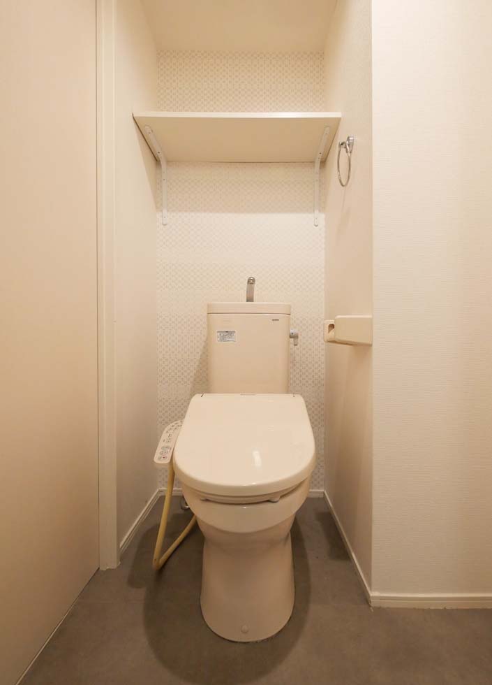 ジオメトリ和泉 内観