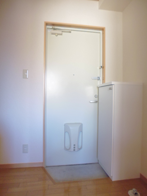 メゾン・ド・彩 玄関