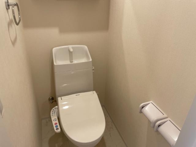 グラスコート明大前 シャワー付トイレ