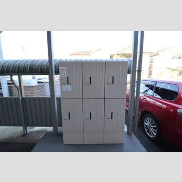 ヴィラ・グランメール108号室 宅配ボックス