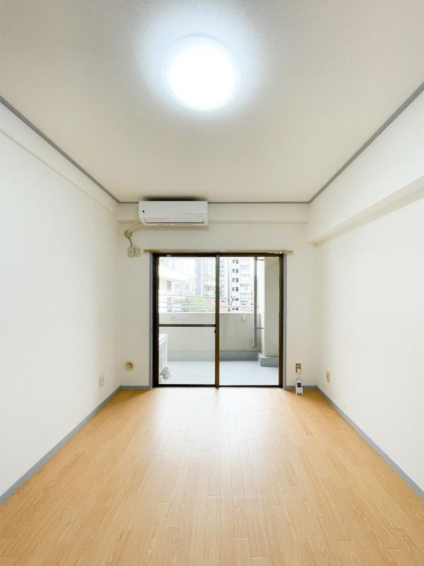 エスエヌハイツ 居室、リビング