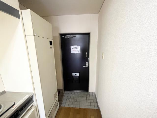 ハッピーヴィレッジ 玄関