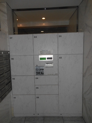 ガーラ・シティ亀戸5階 宅配ボックス