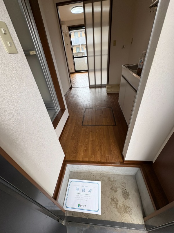 ファミール藤崎(E-134) 玄関