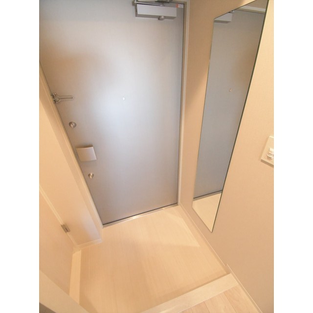 Primal KinshichoⅡ1401号室 玄関