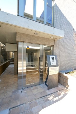 ハーモニーレジデンス中野本町パークサイド1階 外観