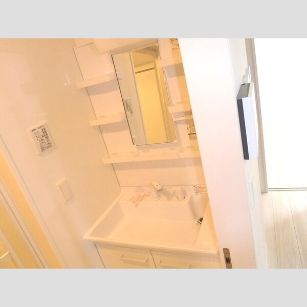 ブランエール白鳥 洗髪洗面化粧台