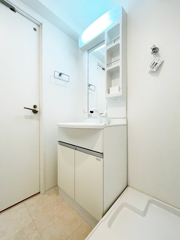 エルファーロ都立大学1階 ※写真は同タイプ別室のもの