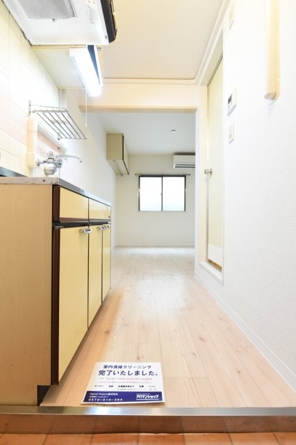 メゾン・ド・エテール1階 玄関