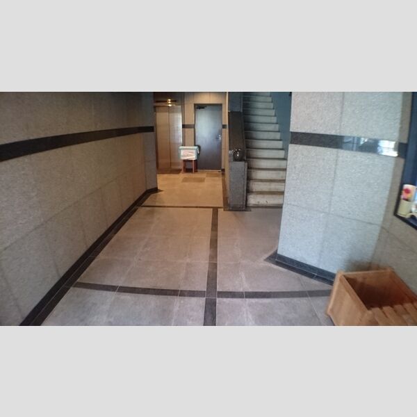 ブルービラ吉原403号室 エントランス