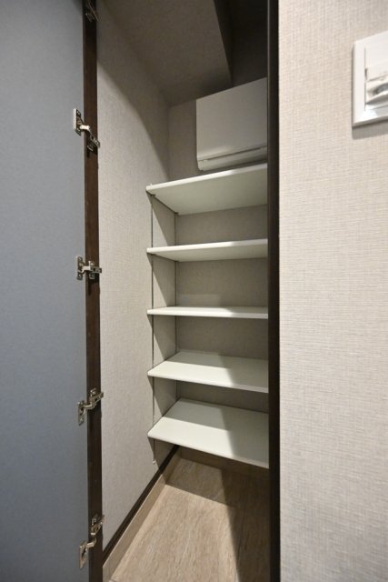 ＧＲＡＮＳＩＴＥ千代田水道橋4階 靴入