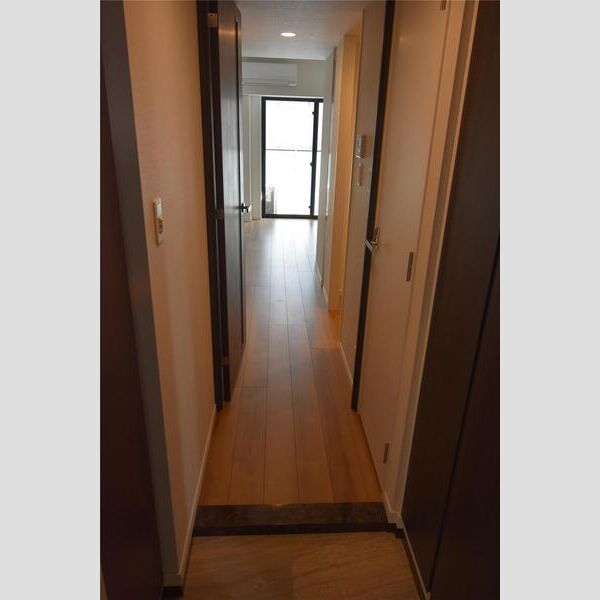 S-RESIDENCE日本橋馬喰町 玄関