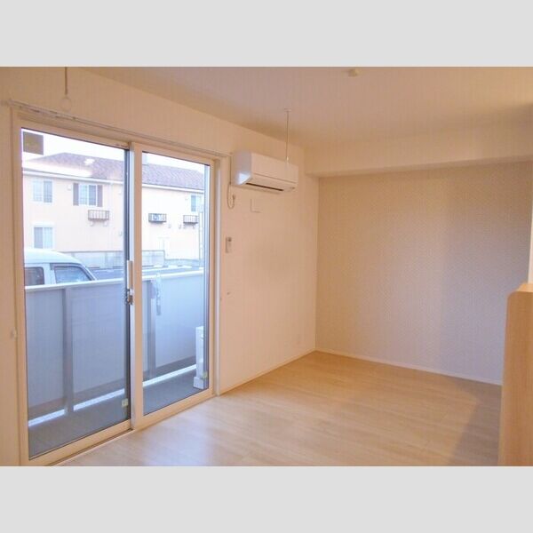 ファヴォーレ　A LDK【10.6帖】