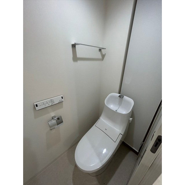 LIVART  SEASON南台0402号室 内観