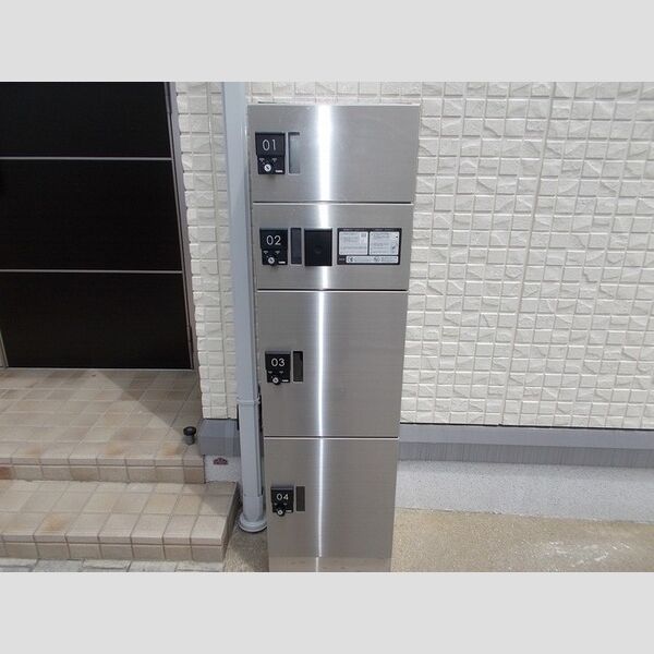 スカイヒル横濱六ッ川　B棟302号室 宅配ボックス