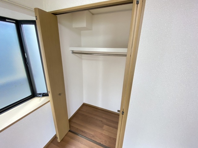 プラスサムⅠ2階 収納