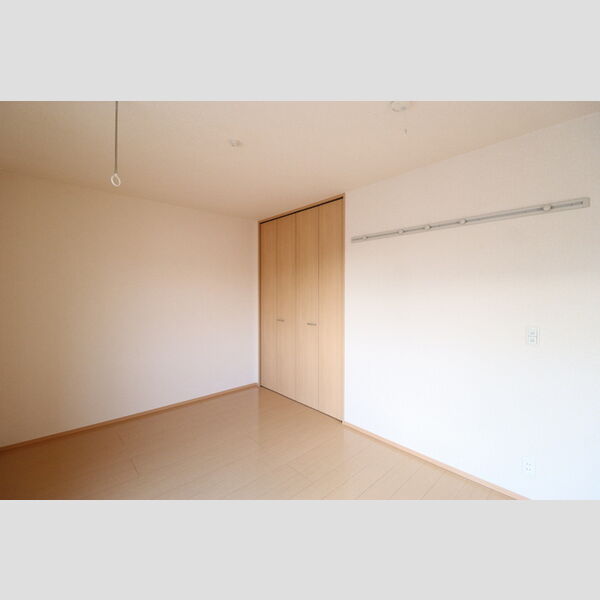 PARK　HILLS　MIYAKO　C202号室 洋室