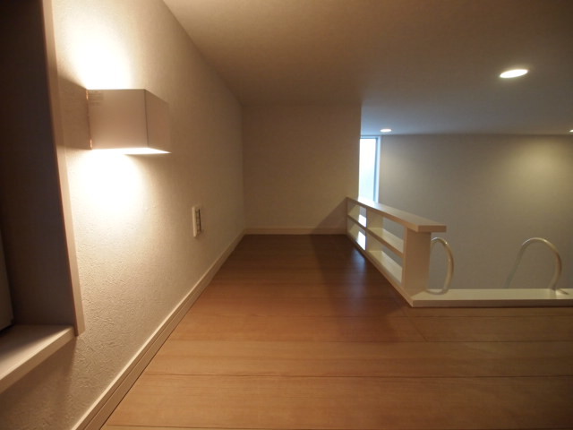 アストン大成 リビング