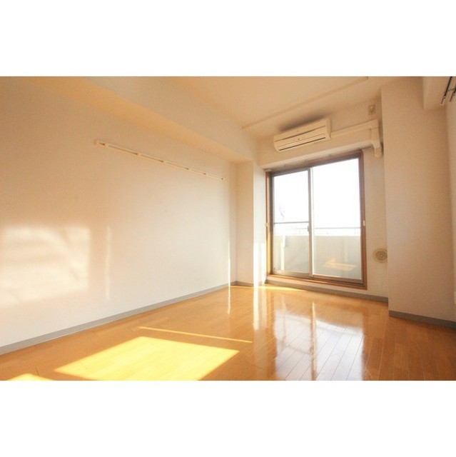 パーシモン湘南 301号室