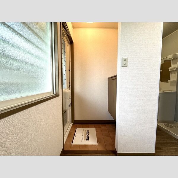 コーポ・ソレイユ 玄関