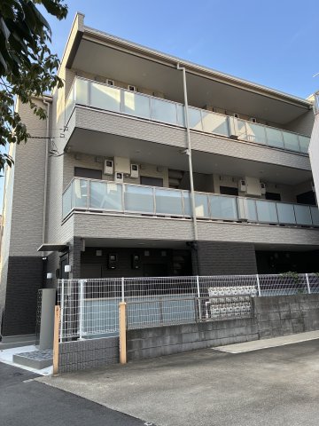 ラグゼフラット東六郷0105号室 外観