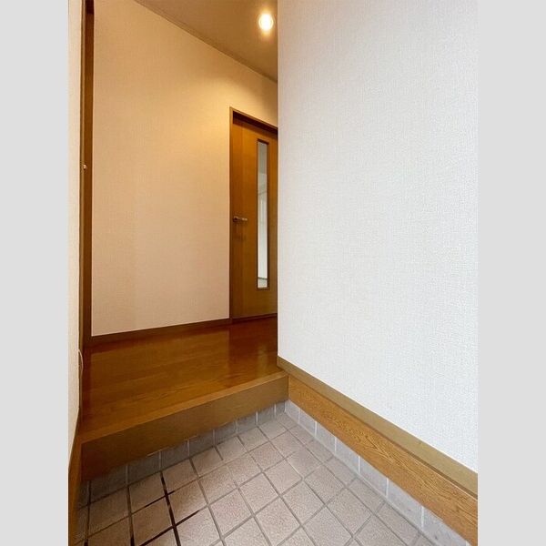 タークヒルズ　AB 玄関