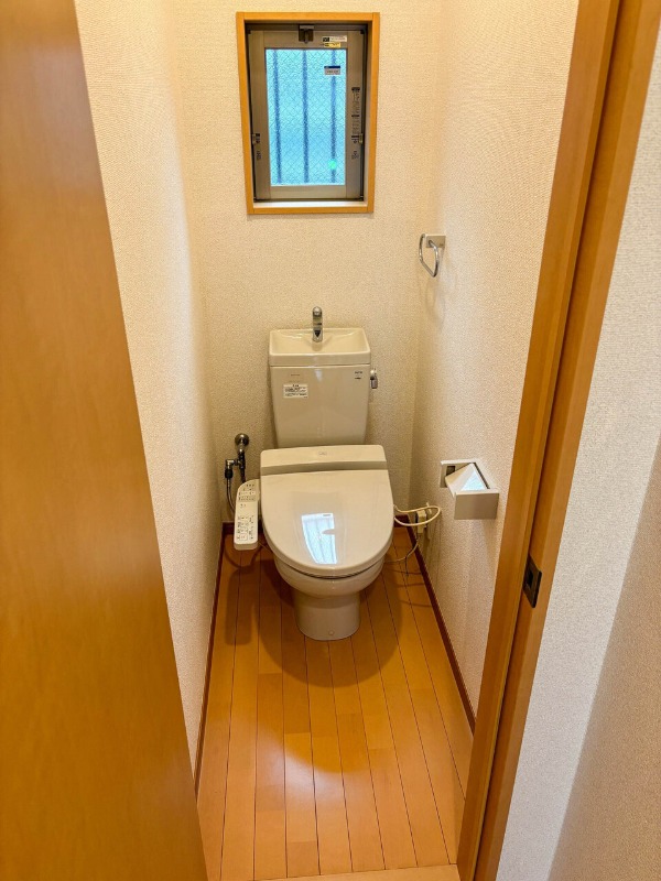 早宮4丁目戸建 トイレ