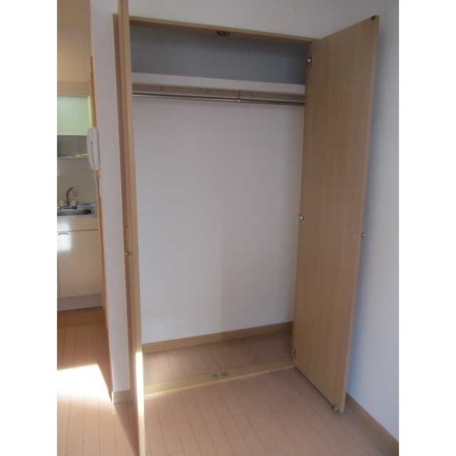 SEAハイツ1階 収納