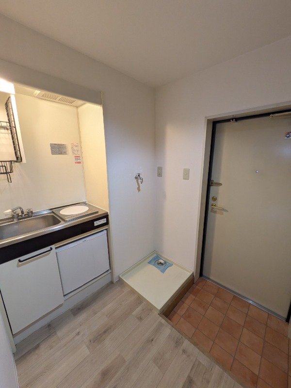 メゾンエクレーレ江古田4階 玄関