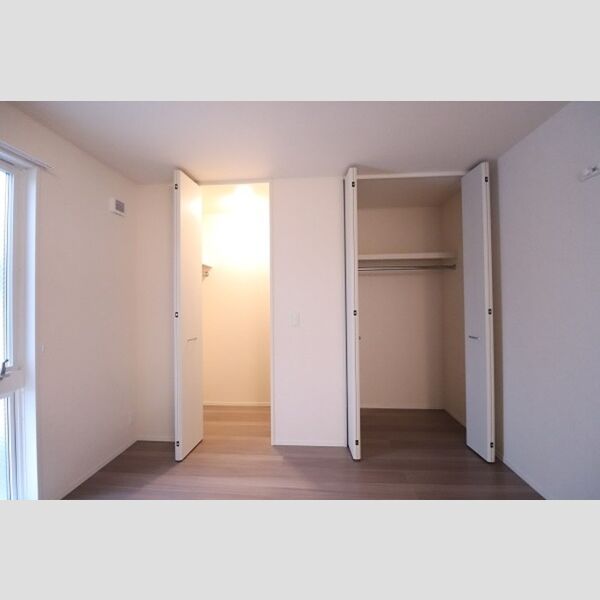 セジュール春日町2 収納