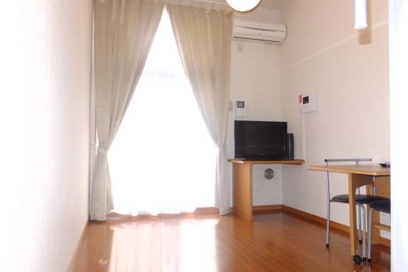 レオパレスコンフォートフレア 寝室