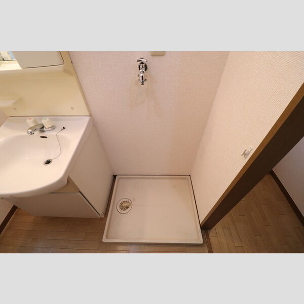 フォン・ブラウン201号室 同建物別部屋の参考画像