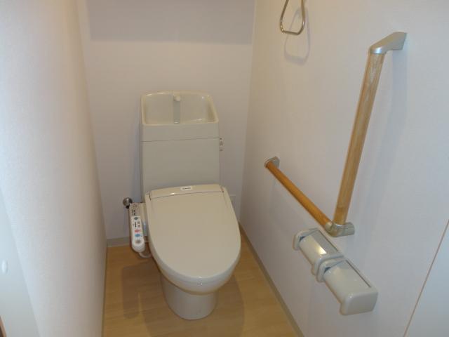 Flat Takata シャワー付トイレ