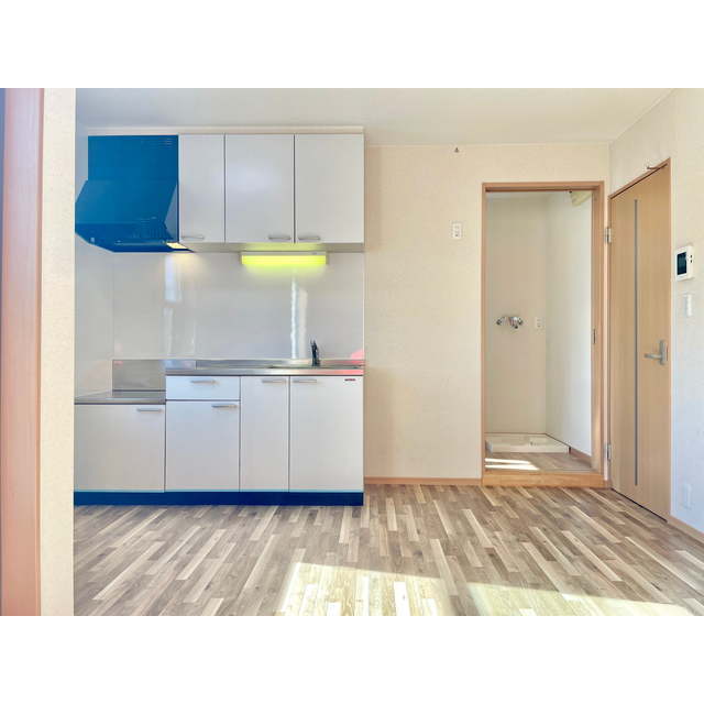 エスコート湘南 ☆洋室10.7帖