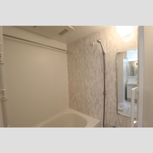 ボア・フォレット206号室 バス