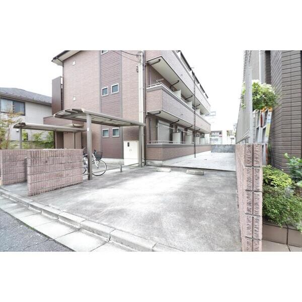 オークス　浦和北202号室 駐車場