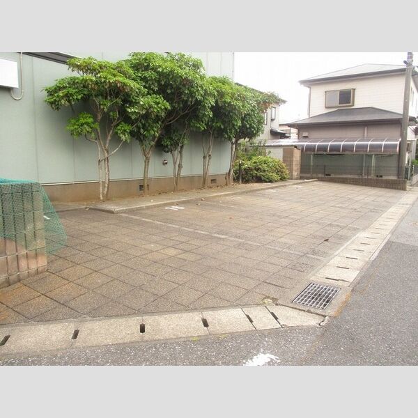 エクレール五井西　CDEB201号室 駐車場