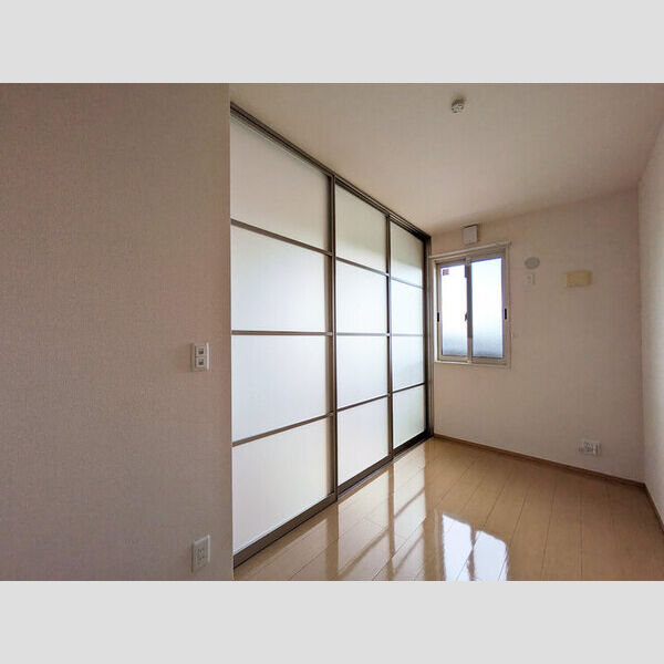 アトレ302号室 洋室